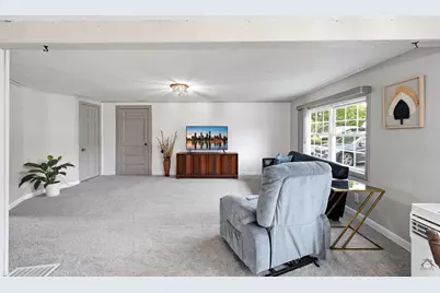23 Beckett Street, Lewiston, ME 04240 - Photo 16