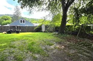 64 Osgood Ave, Mexico, ME 04257 - Photo 4