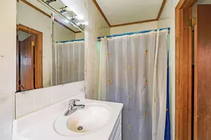 551 U S 2 Wilton Rd, Wilton, ME 04294 - Photo 20