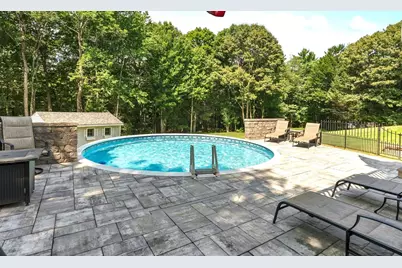 50 Old Farm Road, Westbrook, ME 04092 - Photo 6