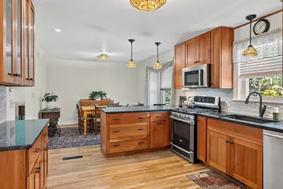 58 Marshall Avenue, Auburn, ME 04210 - Photo 4