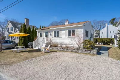 8 Railroad Avenue, Kennebunk, ME 04043 - Photo 2