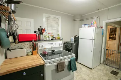 267 Pine Street, Bangor, ME 04401 - Photo 18