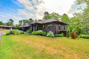 21 Eagle Pt Rd, Lincolnville, ME 04849 - Photo 2