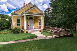 2 Howard St, Augusta, ME 04330 - Photo 2
