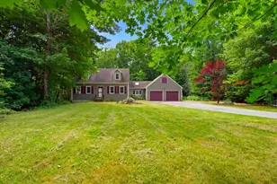 114 Garden Cir, Auburn, ME 04210 - Photo 2