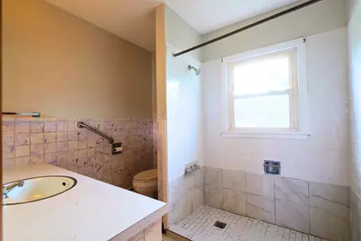 121 Dow Avenue, Lewiston, ME 04240 - Photo 14