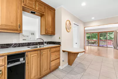 10 Barkley Avenue, Auburn, ME 04210 - Photo 10