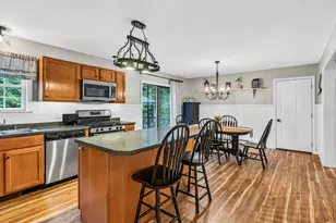 72 Long Swamp Rd, Berwick, ME 03901 - Photo 2