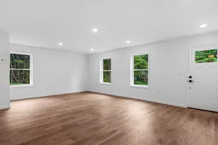 16 Pomroy Ln, Levant, ME 04456 - Photo 10