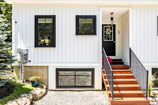 23 Griffin St, Northport, ME 04849 - Photo 4