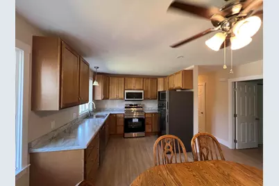 2 Carrier Place, Lewiston, ME 04240 - Photo 2