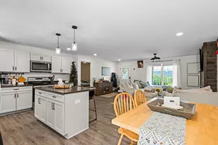 40 Longview Dr, Oxford, ME 04270 - Photo 14