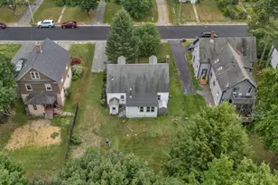 57 High Holborn St, Gardiner, ME 04345 - Photo 2