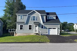 18 Green St, Westbrook, ME 04092 - Photo 2