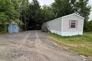 17 Winter Dr, Farmingdale, ME 04344 - Photo 2