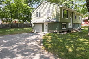 10 East Ave, Lisbon, ME 04252 - Photo 2