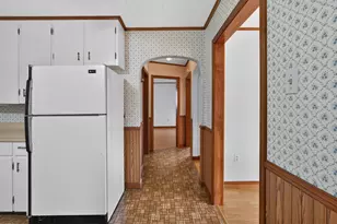 135-137 Oxford Ave, Rumford, ME 04276 - Photo 18