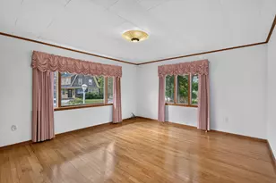 135-137 Oxford Ave, Rumford, ME 04276 - Photo 10