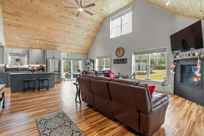 145 E Pond Road, Nobleboro, ME 04555 - Photo 14
