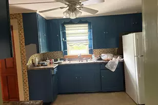 1 Mt Pleasant St, Waterville, ME 04901 - Photo 8