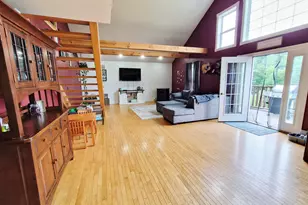 432 Auburn Rd, Peru, ME 04290 - Photo 12