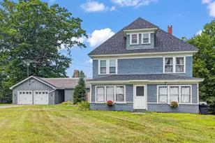 748 Riverside Dr, Augusta, ME 04330 - Photo 2