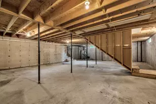 63 Lawrence St, Rockland, ME 04841 - Photo 50