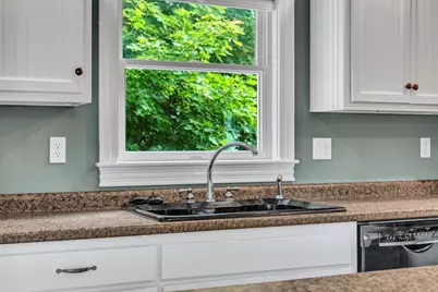 63 Lawrence Street, Rockland, ME 04841 - Photo 32