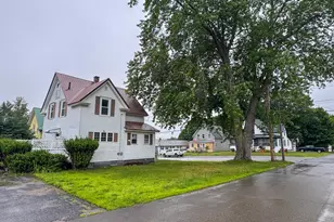25 Birch St, East Millinocket, ME 04430 - Photo 8