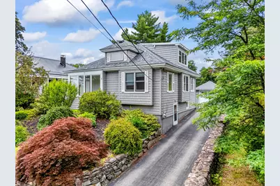 16 Beacon Avenue, Auburn, ME 04210 - Photo 1