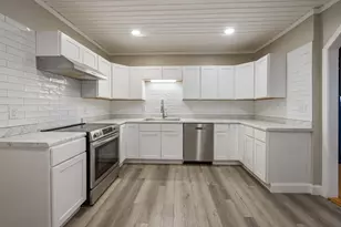 13 Fruit St, Bangor, ME 04401 - Photo 2