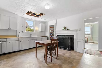 26 Front Street, Rockland, ME 04841 - Photo 14