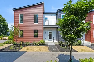 41 W Presumpscot St, Portland, ME 04103 - Photo 1