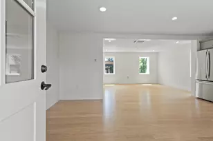 41 W Presumpscot St, Portland, ME 04103 - Photo 6