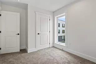 41 W Presumpscot St, Portland, ME 04103 - Photo 26