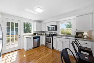 11 Idaho St, Portland, ME 04103 - Photo 8