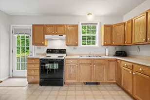 191 Melody Ln, Saint Albans, ME 04971 - Photo 12