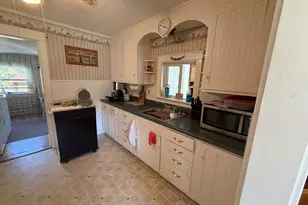 185 Foxcroft Rd, Houlton, ME 04730 - Photo 8
