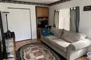 185 Foxcroft Rd, Houlton, ME 04730 - Photo 14