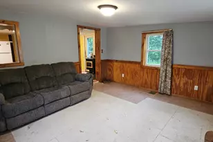 8 Carpenter St, Presque Isle, ME 04769 - Photo 6