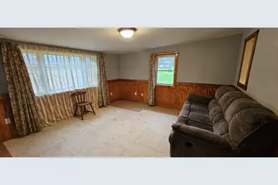 8 Carpenter Street, Presque Isle, ME 04769 - Photo 4