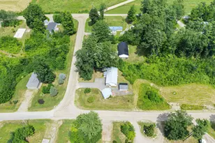 55 Averill Mobile Home Park, Benton, ME 04901 - Photo 30