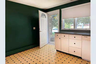 224 Eastern Avenue, Augusta, ME 04330 - Photo 4