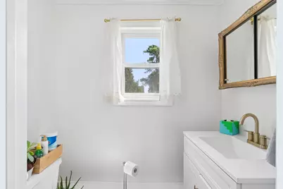 7 Edgewood Street, Waterville, ME 04901 - Photo 18