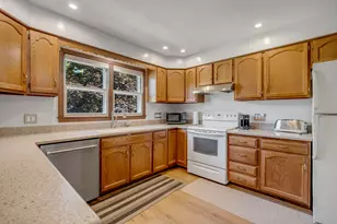 5 Lunt St, Biddeford, ME 04005 - Photo 10