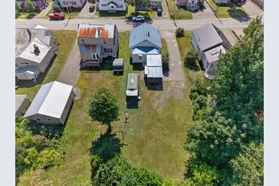 205 Bowdoin Street, Millinocket, ME 04462 - Photo 32