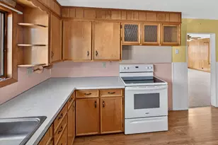 205 Bowdoin St, Millinocket, ME 04462 - Photo 6