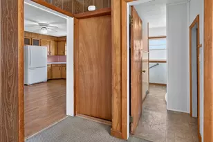 205 Bowdoin St, Millinocket, ME 04462 - Photo 12