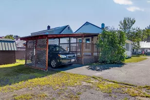 205 Bowdoin St, Millinocket, ME 04462 - Photo 30